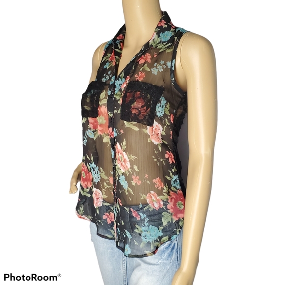 RUE 21 | Black Floral Sheer Blouse w/ Lacy Back - Picture 3 of 7